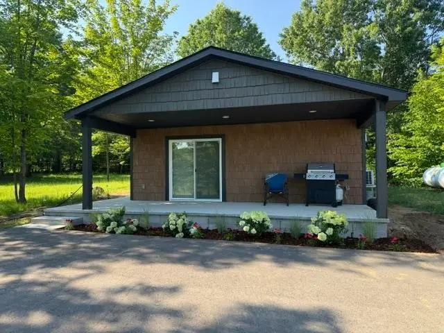 5933 SW Old Oak TRL, Springfield, MI 49633 - #2