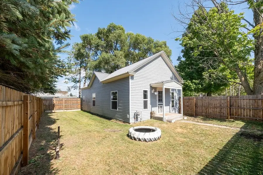 211 Oak, Kalkaska, MI 49646 - #2