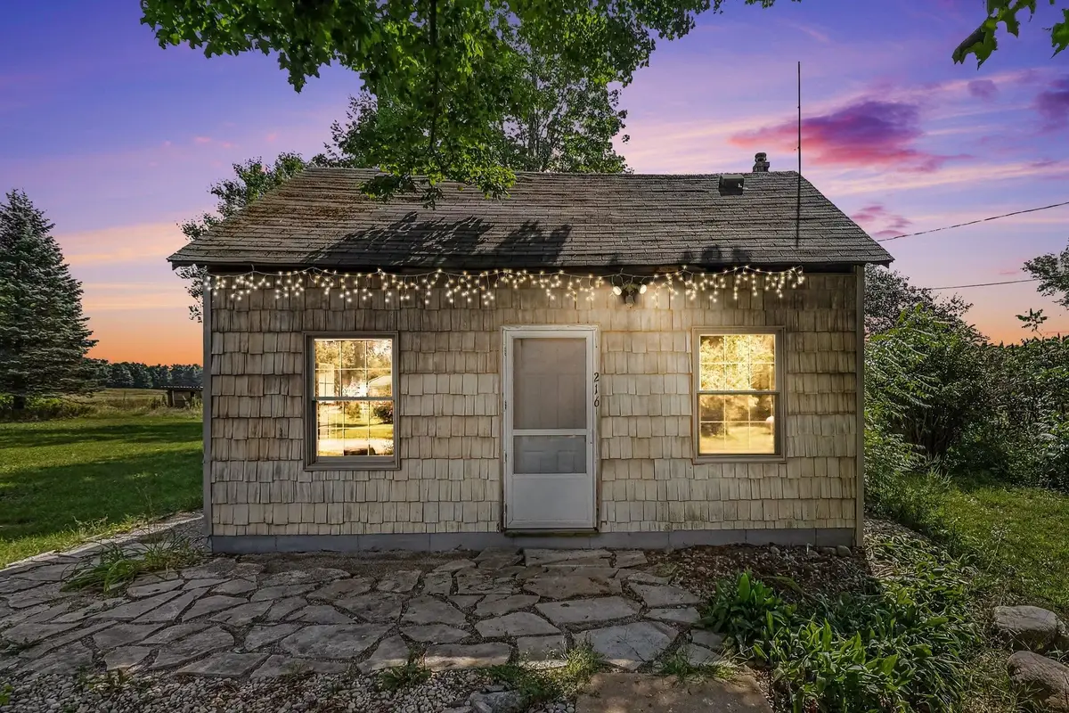 216 E South, Mesick, MI 49668 - #1