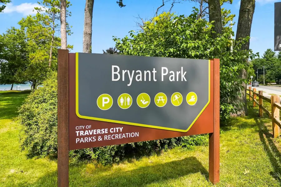 1011 E Front ST, Traverse City, MI 49686 - #2