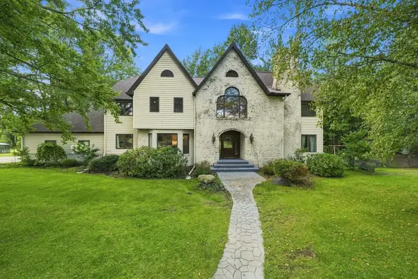 8550 S 35 RD, Cadillac, MI 49601
