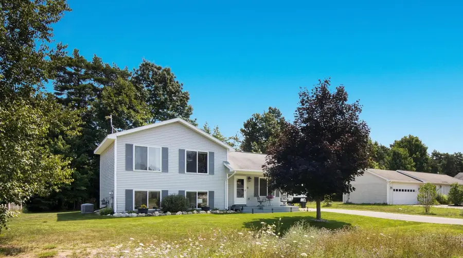 3041 Crimson Ranch LN, Blair, MI 49685 - #2