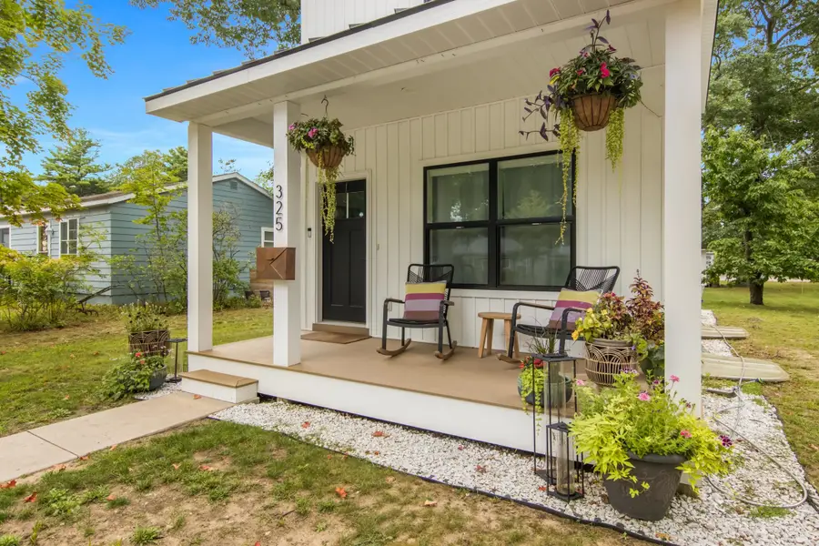 325 Hamilton ST, Traverse City, MI 49686 - #3