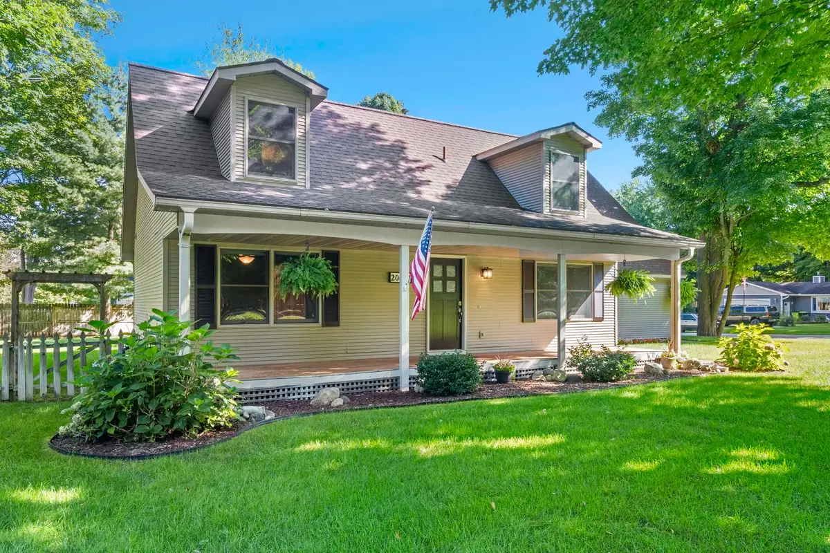 20614 White Oak DR, Hardwood Acres, MI 49650 - #1