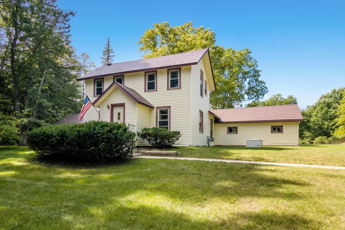 18529 Mission, Peninsula, MI 49686 - #1