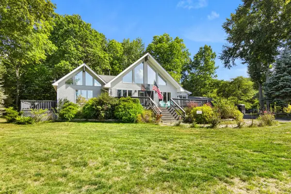 11453 S East Torch Lake DR, Alden, MI 49612