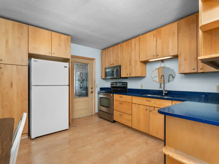 611 Washington, Cadillac, MI 49601 - #2