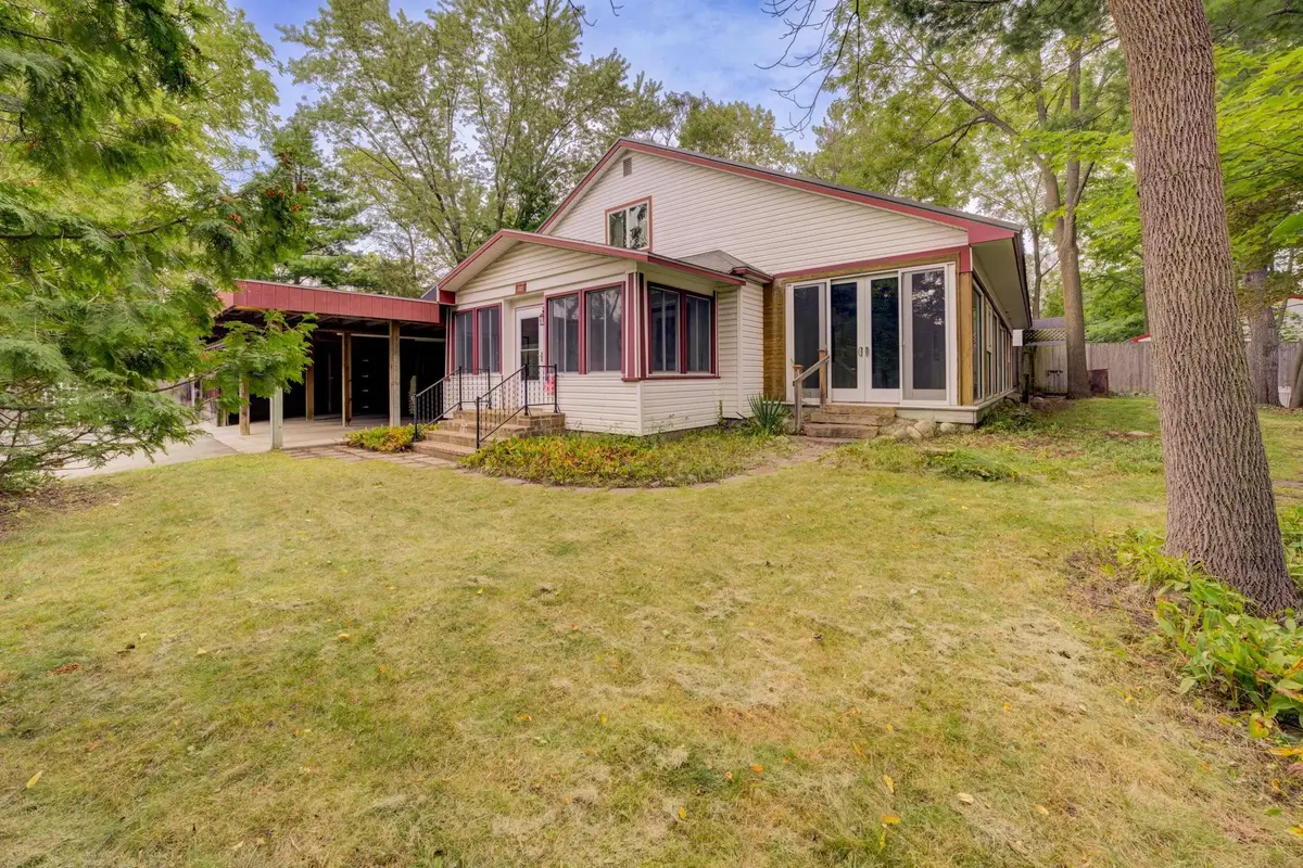 125 S Cedar ST, Traverse City, MI 49684 - #1