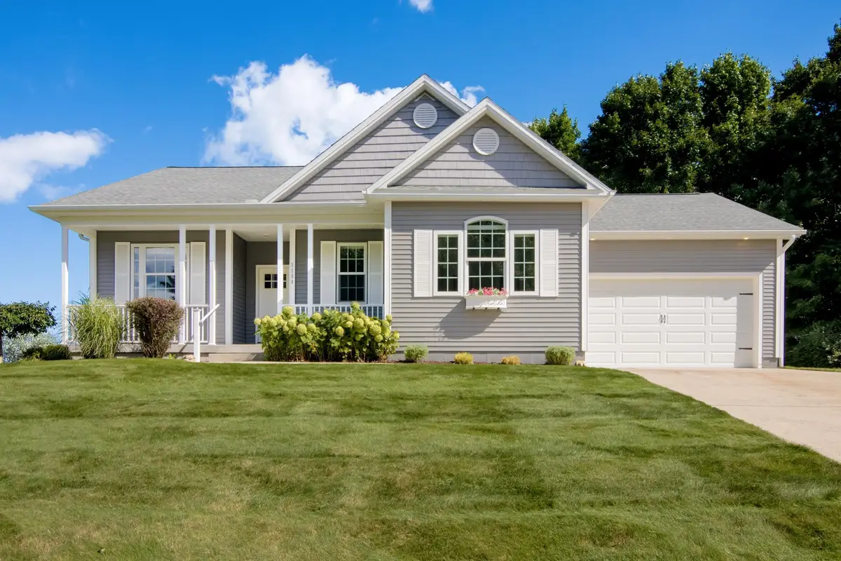 3194 Heritage Park, Garfield, MI 49685 - #1