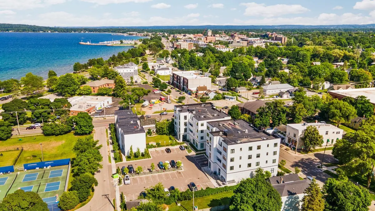 714 #308 Randolph, Traverse City, MI 49684 - #1
