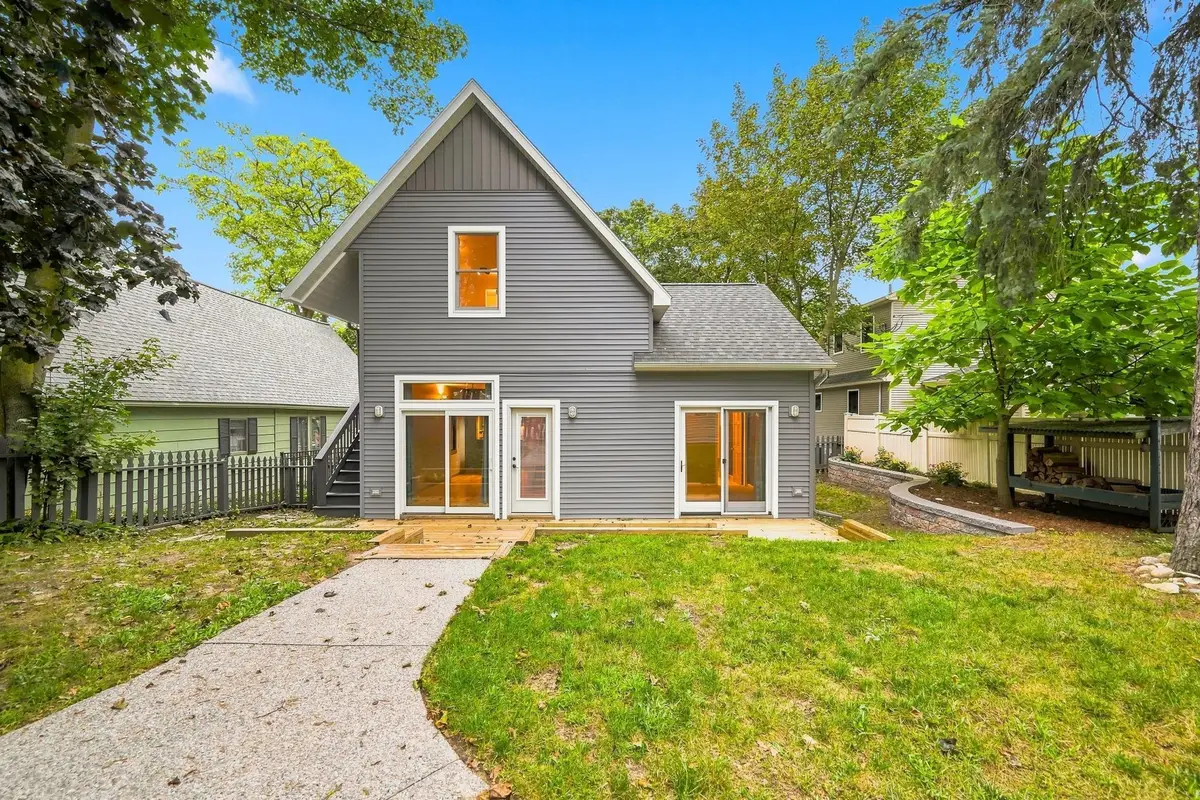 429 Monroe, Traverse City, MI 49684 - #1