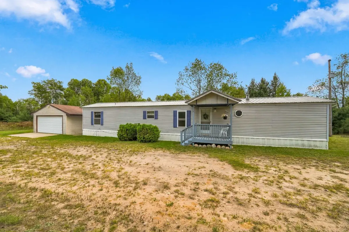 6890 E 46, Cadillac, MI 49601 - #1