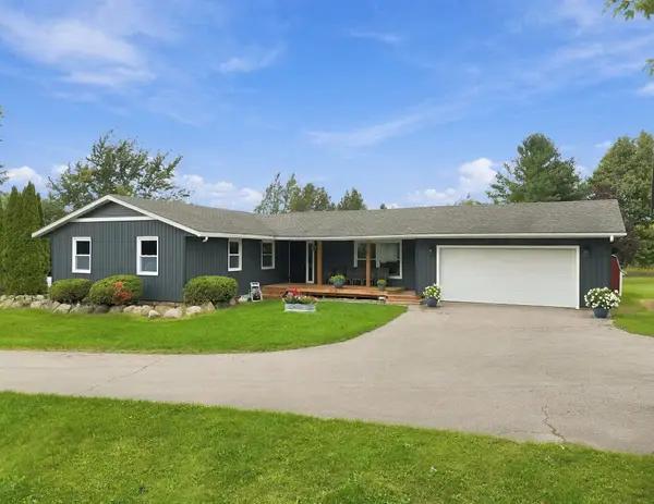 11311 E 46 RD, Cadillac, MI 49601