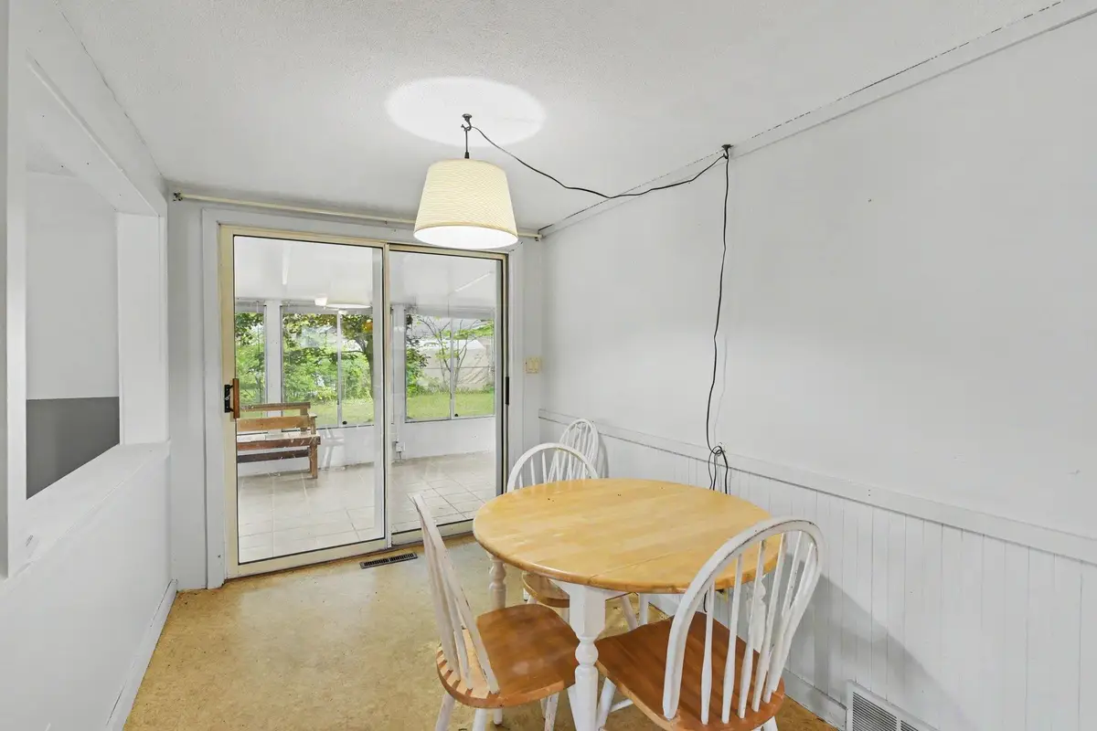 1237 Clinch ST, Traverse City, MI 49686 - #1