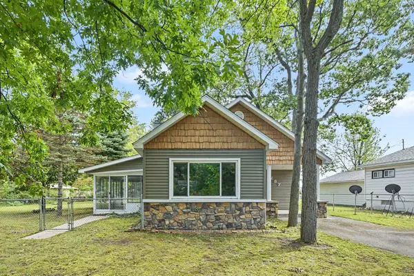 1237 Clinch ST, TraverseCity, MI 49686