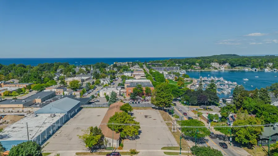 101 W Hurlbut, Charlevoix, MI 49720 - #2