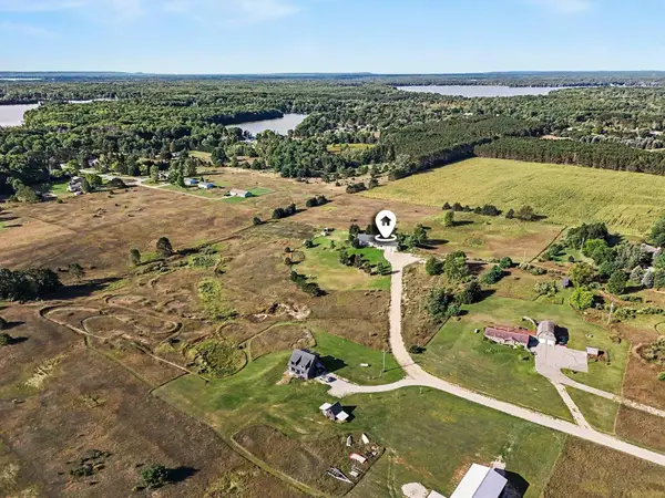 1600 Secor Farm, TraverseCity, MI 49684