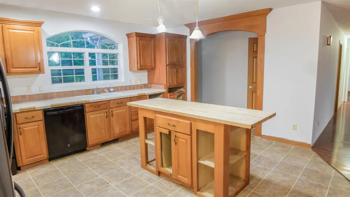 916 N Pine Ridge, Ludington, MI 49431 - #1
