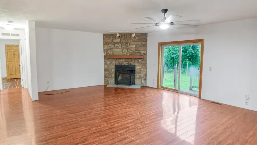 916 N Pine Ridge, Ludington, MI 49431 - #2