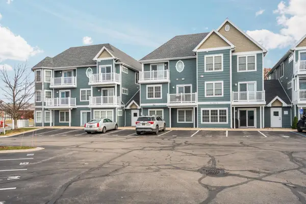 100 Hope, TraverseCity, MI 49684
