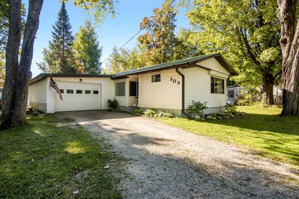 303 Arbutus, Cadillac, MI 49601