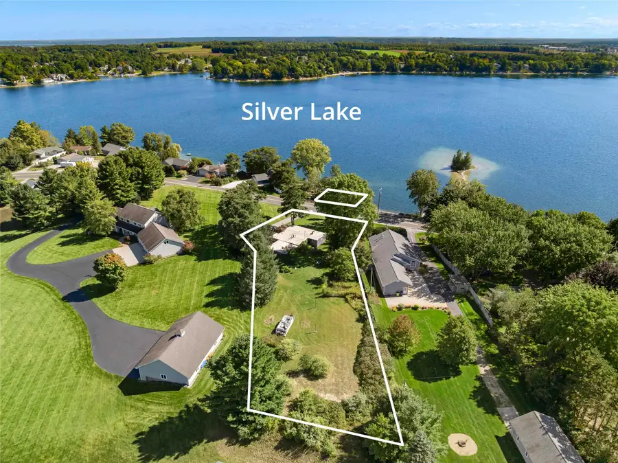 775 West Silver Lake RD, Traverse City, MI 49685 - #2