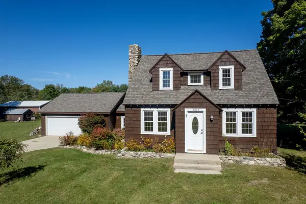 8616 Cedar Run, TraverseCity, MI 49684