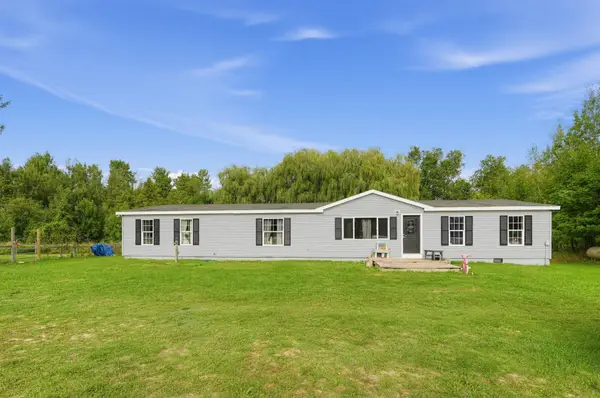4358 Witmere US-131, S, Charlevoix, MI 49720