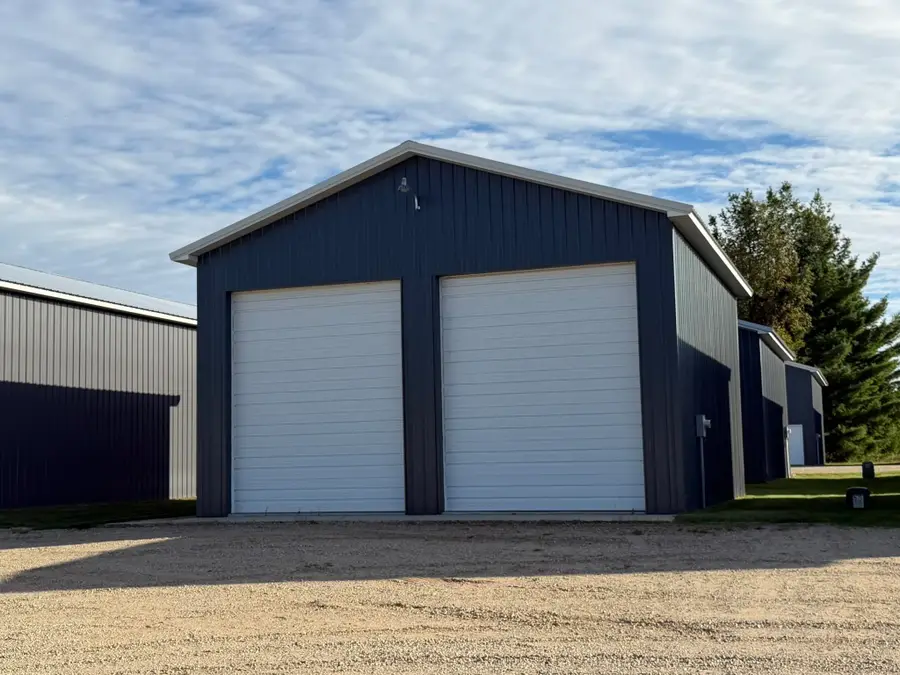668 N Al Moses RD, Caldwell, MI 49651 - #2