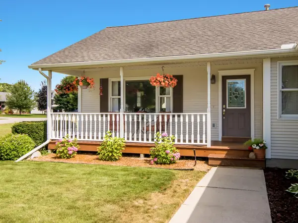 3484 E Colonial, TraverseCity, MI 49685