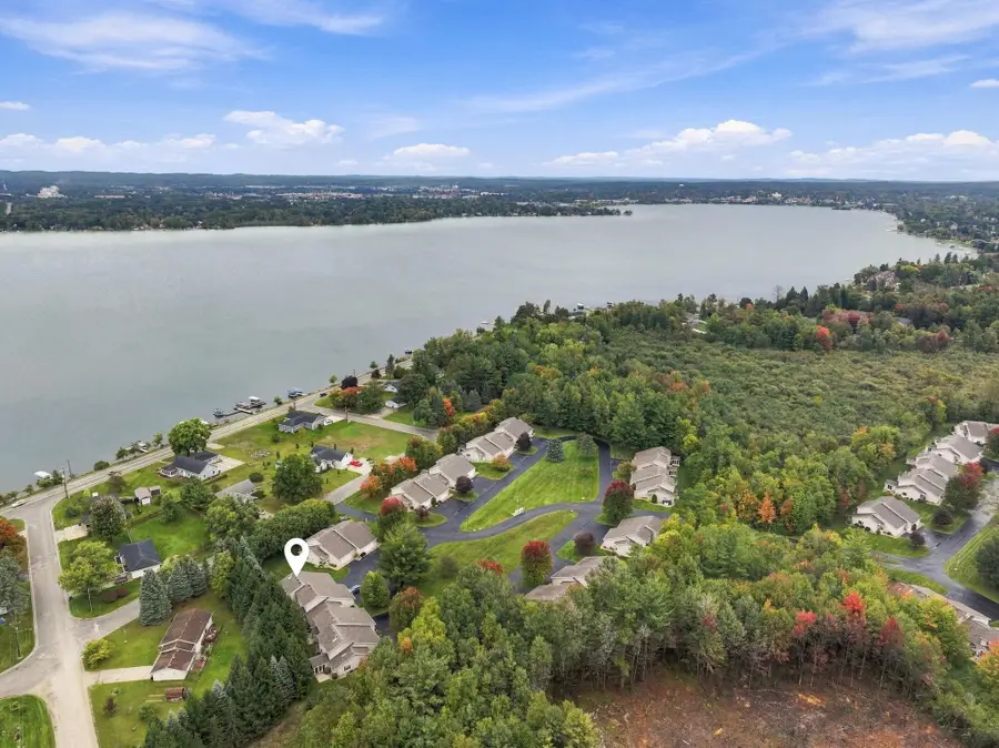 210 Greenview, Cadillac, MI 49601 - #3