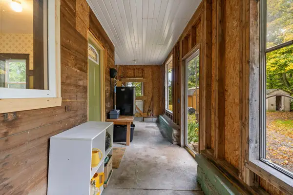 203 S Pioneer RD, Beulah, MI 49617