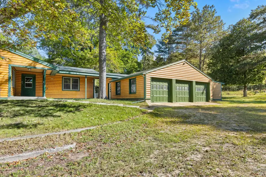 418 N Intermediate Lake RD, Central Lake, MI 49622 - #2