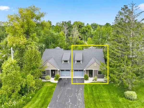 10823 E Grandview, TraverseCity, MI 49684