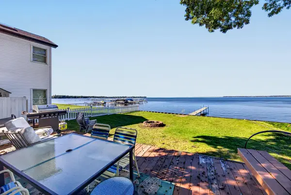 278 W Houghton Lake, Prudenville, MI 48651