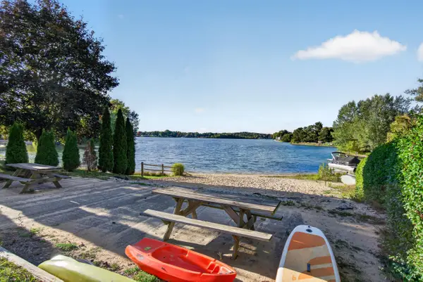 853 Meadow, TraverseCity, MI 49685