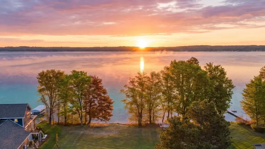 119 Jackson, Elk Rapids, MI 49629 - #2