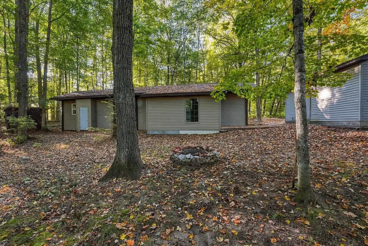 4745 Oakwood DR, Lake Ann, MI 49650 - #1