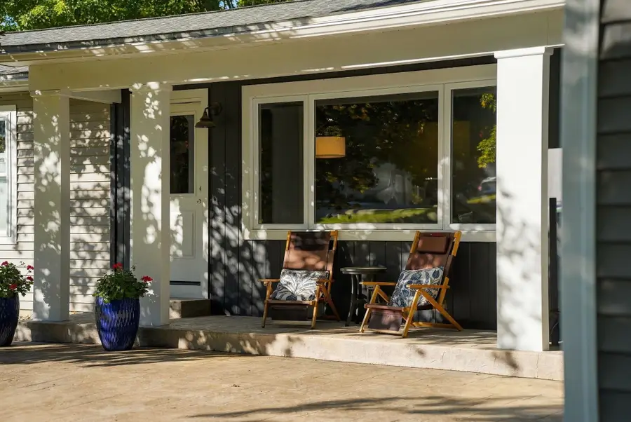 733 Highland Park DR, Traverse City, MI 49686 - #3