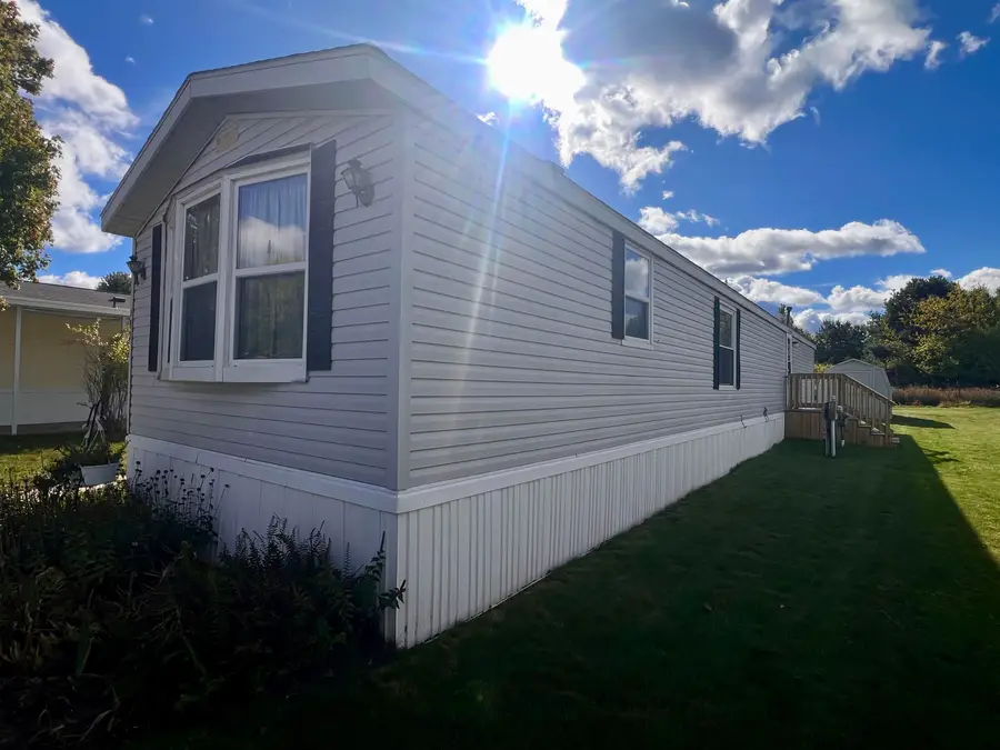 397 Fairway DR, Cadillac, MI 49601 - #3