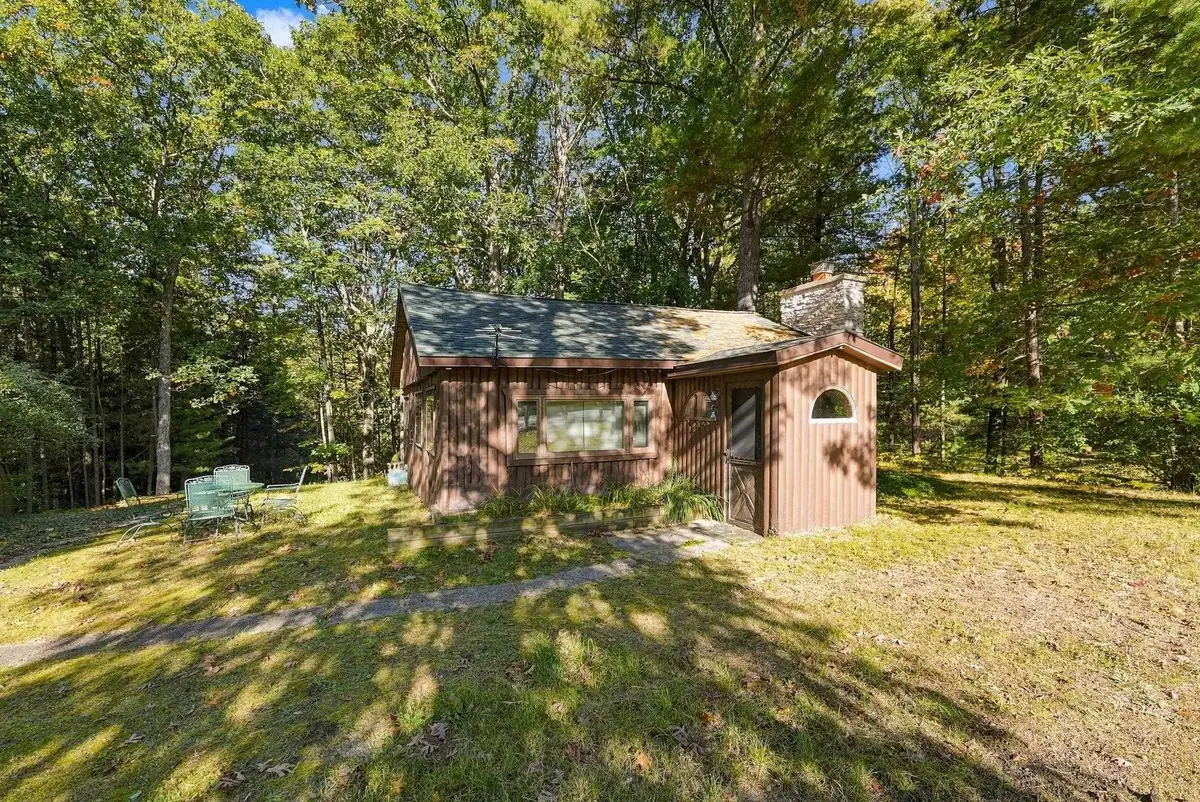 5522 Karlin RD, Interlochen, MI 49643 - #1