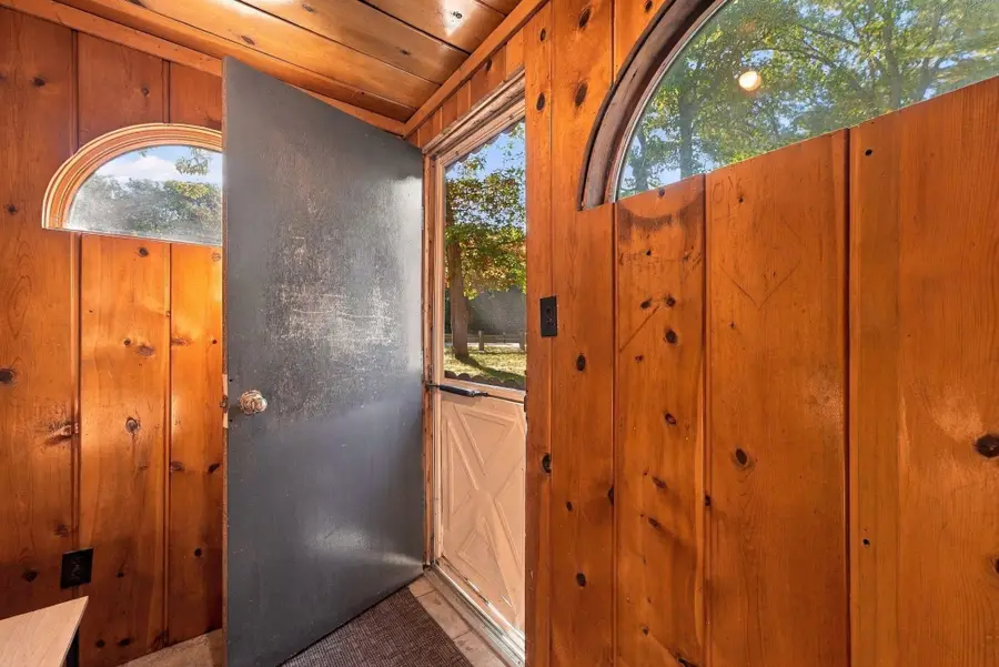 5522 Karlin RD, Interlochen, MI 49643 - #2