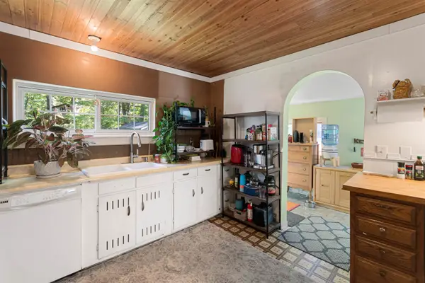 1029 Grant ST, TraverseCity, MI 49686