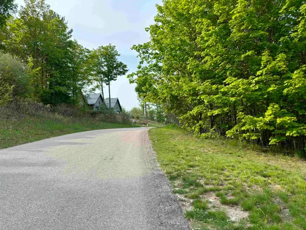 #12 W Jefferson, SuttonsBay, MI 49682