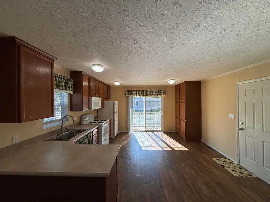 4431 Buttercup, Traverse City, MI 49685 - #2
