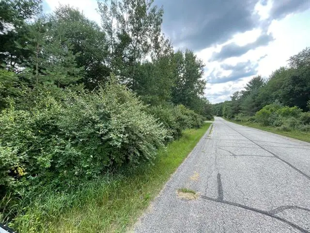 1090 Carmen DR, Weidman, MI 48893 - #2