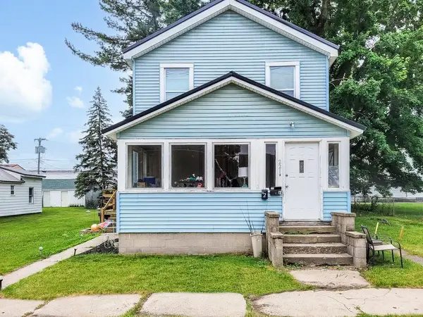 221 North ST, StLouis, MI 48880