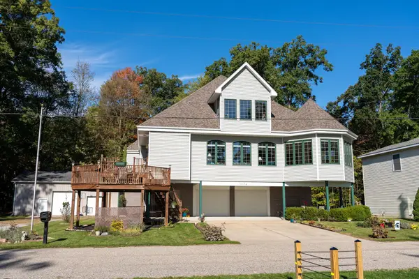 11076 N Shore, Lake, MI 48632
