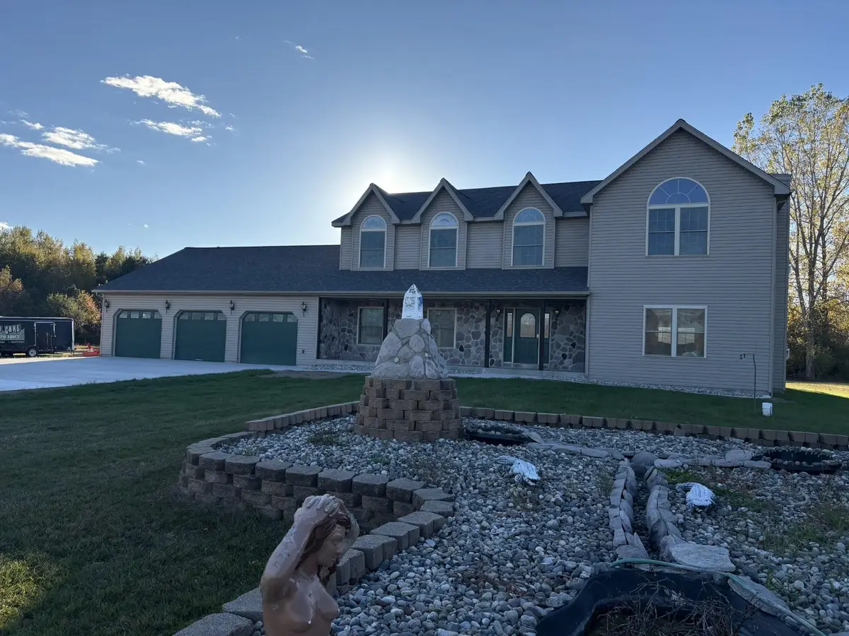99 N Alamando, Shepherd, MI 48883 - #1