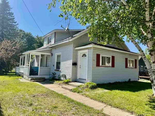 711 Francisco, Alma, MI 48801